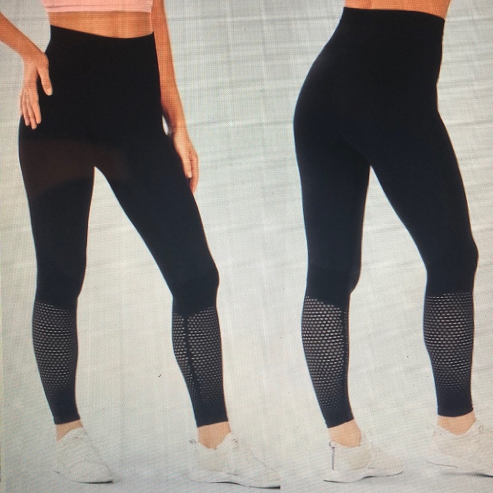 Black leggings